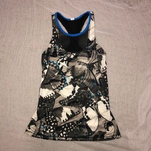 Lululemon exercise top with built in sports bra